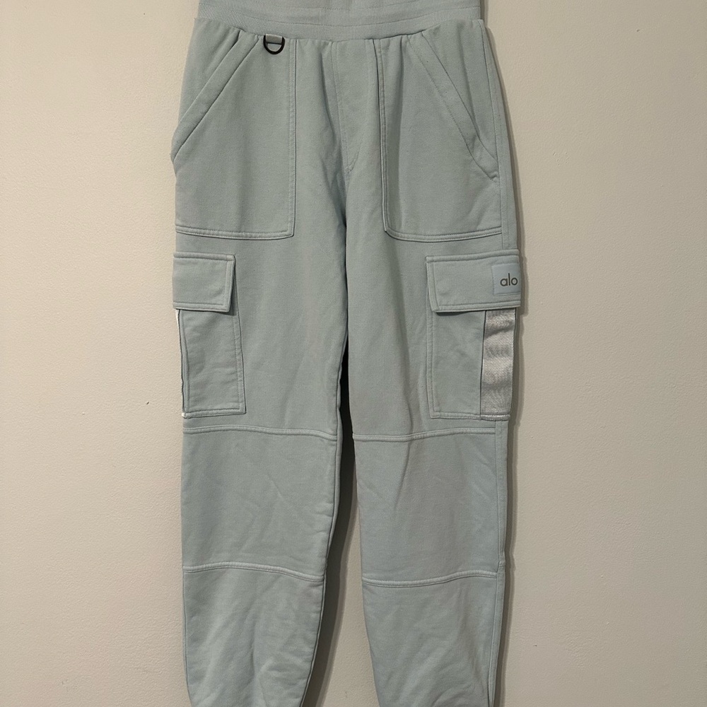 ALO Yoga Pale Blue Sweatpant Waistband Detail